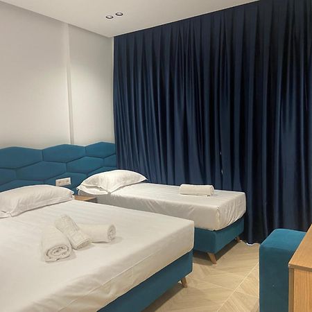 Villa Center 卡萨米尔 外观 照片